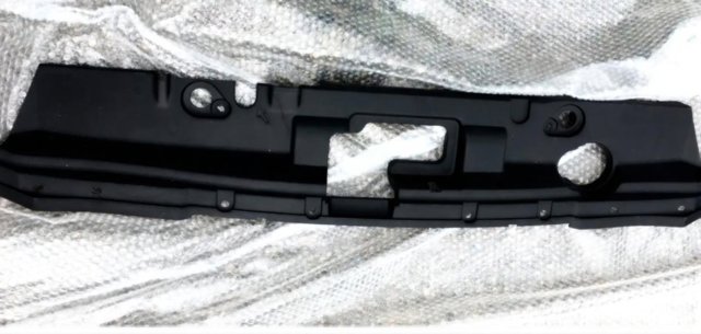 Накладка решітки радіатора нижня Nissan/Infiniti 623225SA0B ціна, від 85.36 USD