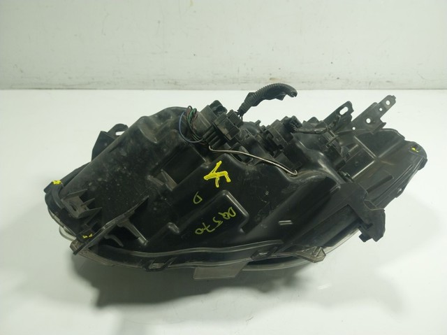 Фара права 260103365R Renault (RVI)