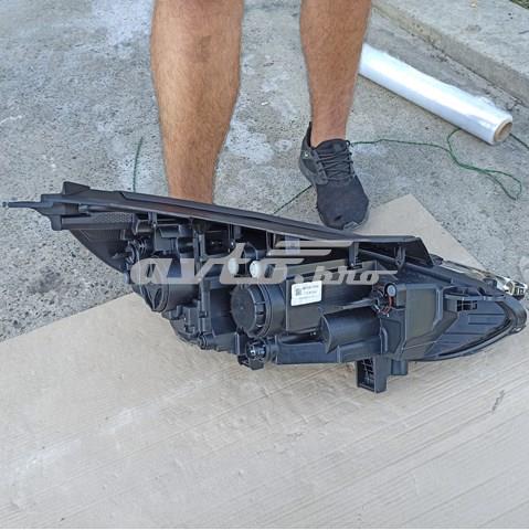 Фара дальнього світла в зборі Hyundai/Kia 92101C2500