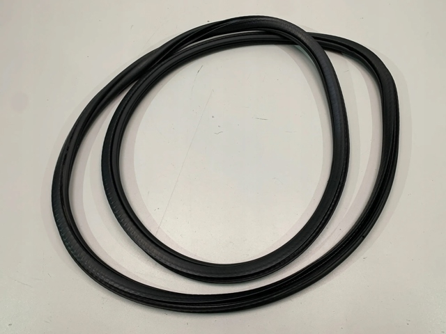 Купити 31689002 Volvo 