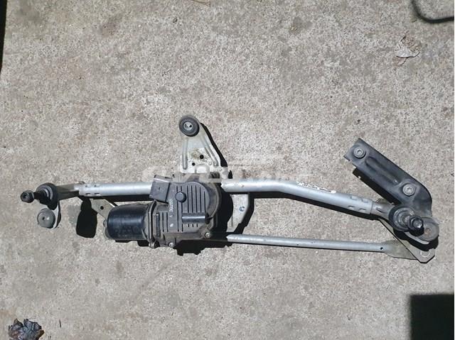 Двигун склоочисника лобового скла (трапеції) на Volkswagen Passat (B7, 365)