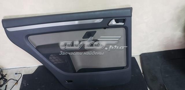 Купити 1T0867211 VAG Внутрішня обшивка правих задніх дверей