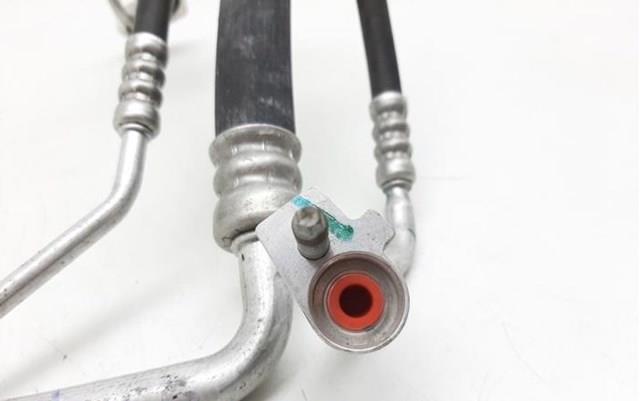 Купити 105466400E Tesla Шланг кондиціонера, від радіатора до випарника