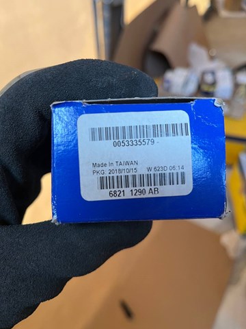 Ліхтар підсвічування заднього номерного знака K68211290AB Fiat/Alfa/Lancia