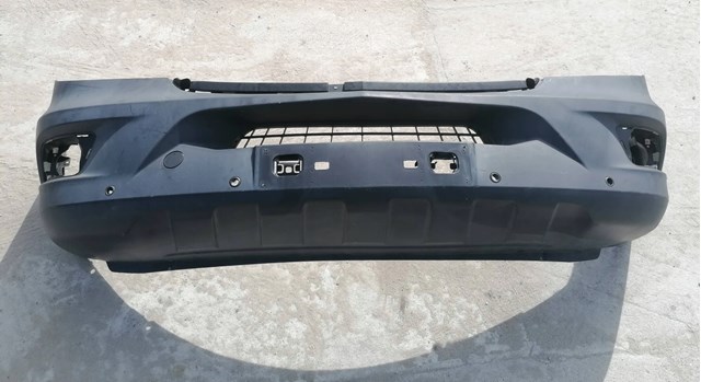 Бампер передній Mercedes A9068801870