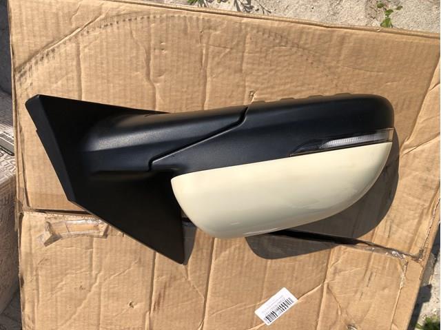 Праве бічне дзеркало Hyundai/Kia 87620H0700 ціна, від 393.83 USD