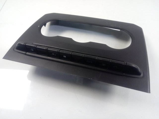 Купити 283E82190R Renault (RVI) Блок кнопок центральної консолі