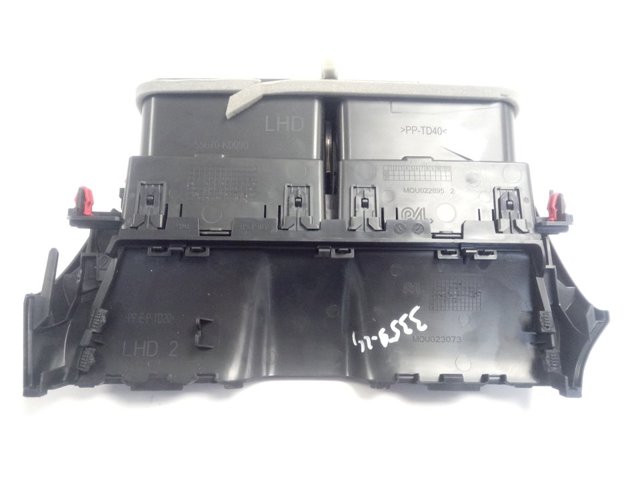 55670K0090 Toyota Решітка повітропровода