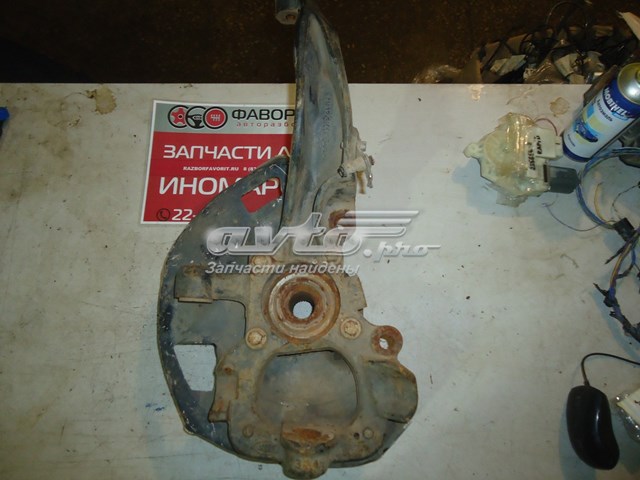 Цапфа поворотного кулака Land Rover 8H323K185AA