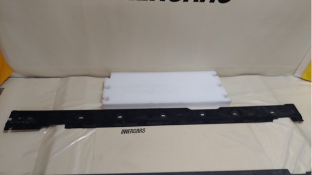  VAG 9J1825102A ціна, від 84.87 USD