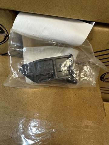 Купити VA4050EB1 Mazda 