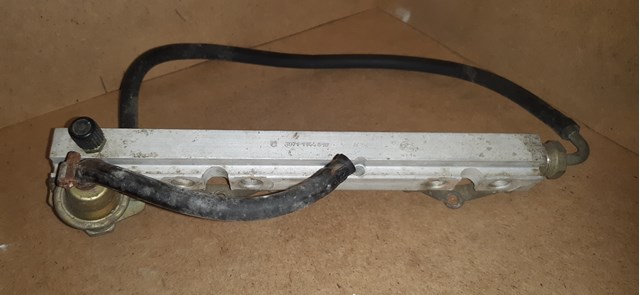  Регулятор тиску палива ВАЗ 2111 