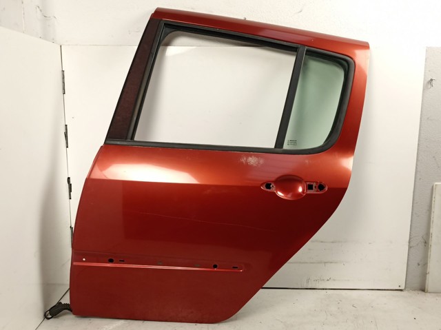 Двері задні, ліві на Renault Modus  JP0