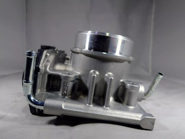 Заслінка повітряна Mazda SHY1136B0