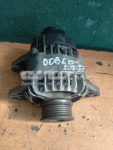 Генератор автомобільний Denso 46782213