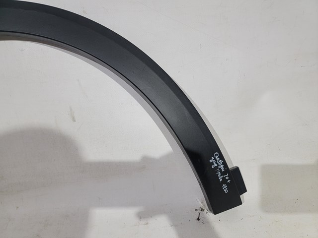 Молдинг задньої арки крила, правий Nissan/Infiniti 938286UA0A ціна, від 41.71 USD
