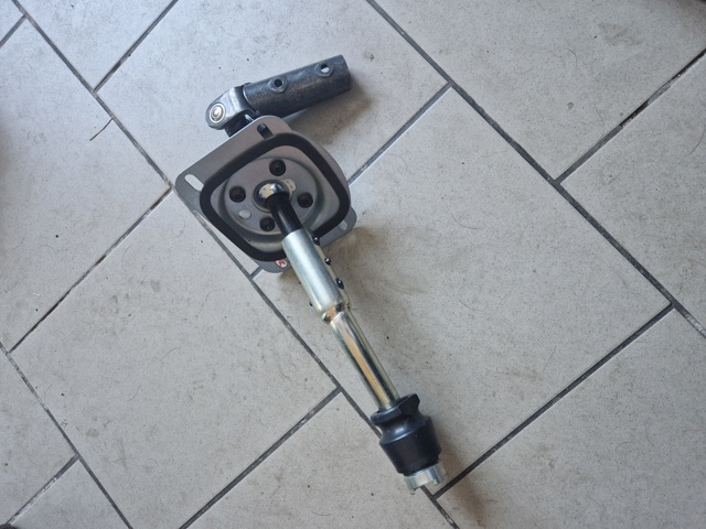 1628014 DAF 