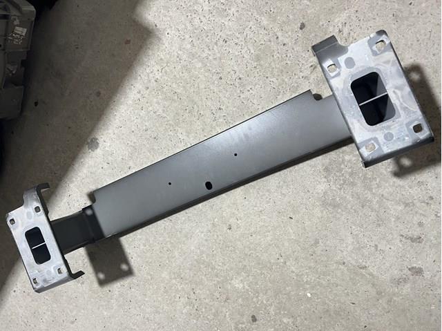 Купити LR129037 Land Rover 