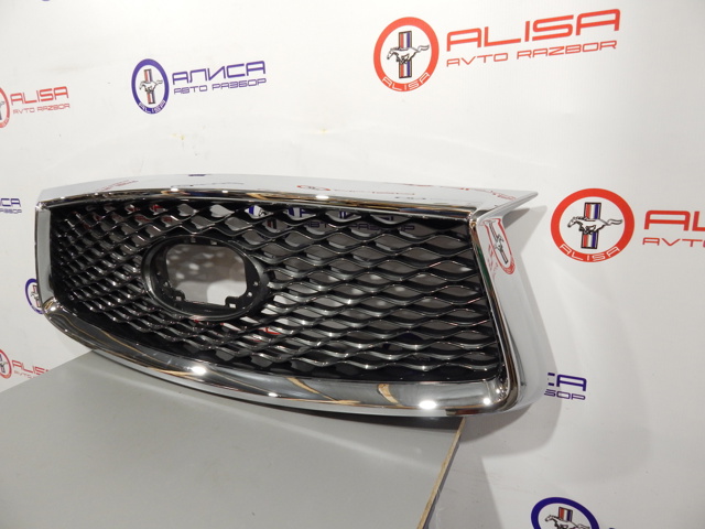 Облицювання радіатора Nissan/Infiniti 623105NA2A ціна, від 101.36 USD