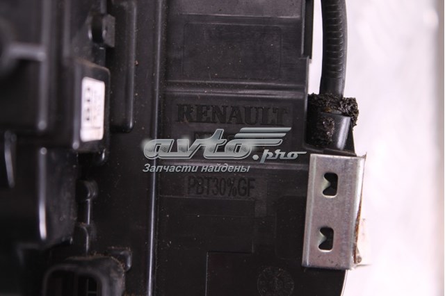 825015NA0A Nissan/Infiniti Замок задніх дверей, лівих