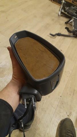 Ліве бічне дзеркало VAG 8V5857409J9B9 ціна, від 112.15 USD