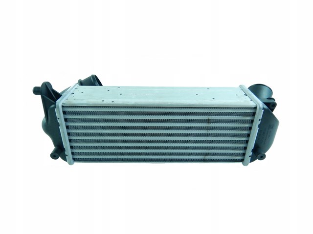 Охолоджувач наддувочного повітря на Lancia Kappa  838A