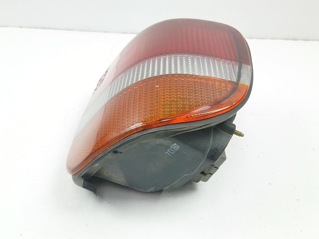 Лівий стоп 0K01L51160 Hyundai/Kia