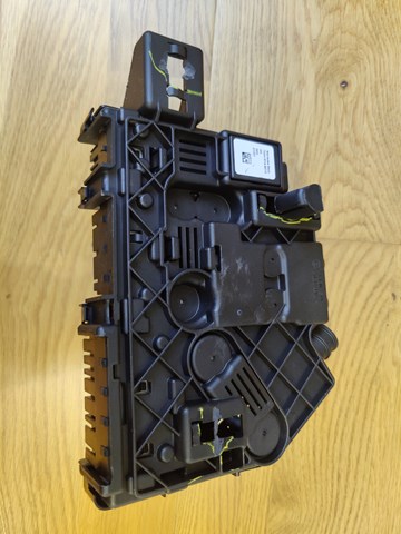 Купити A1675402434 Mercedes 