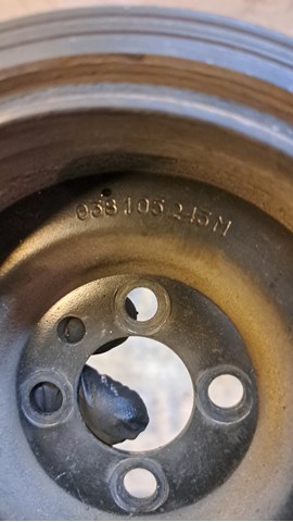 038105245M VAG 