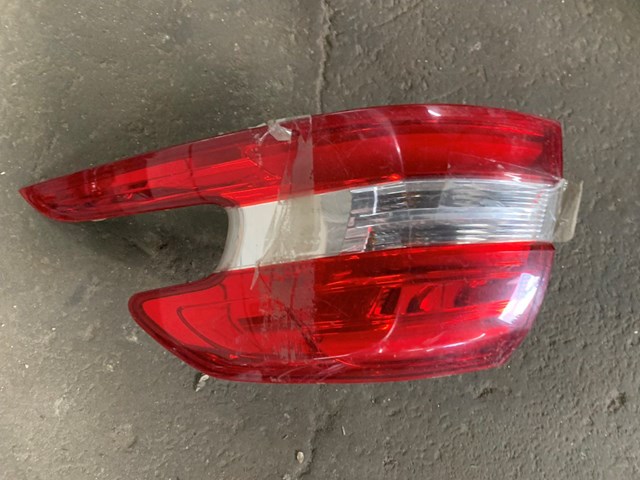 Ліхтар задній правий, зовнішній 9678093880 Peugeot/Citroen