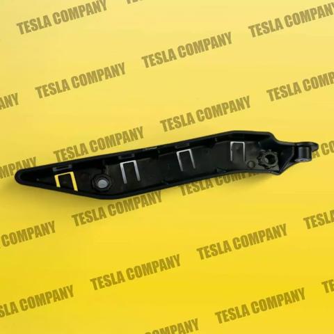 Кронштейн бампера переднього, зовнішній лівий 149377000B Tesla