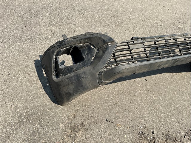 Бампер передній Opel 9816859780