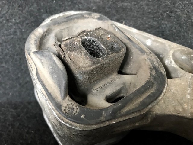 8A0599113B VAG 