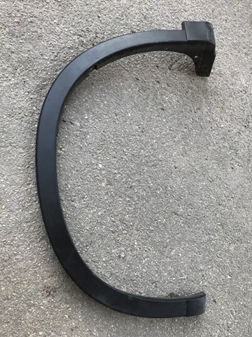 Накладка передньої лівої арки колеса Mazda KD5351W31 ціна, від 6.33 USD