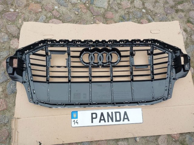 4M0853651AJMX3 VAG Решітка радіатора