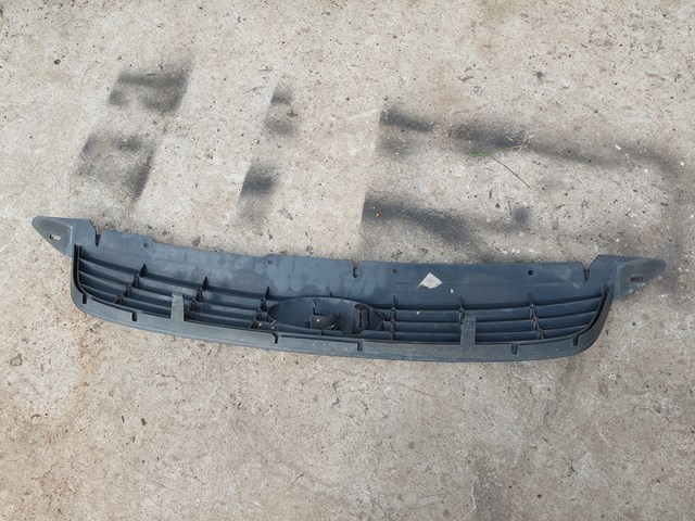 Решітка радіатора 8M518200BD Ford