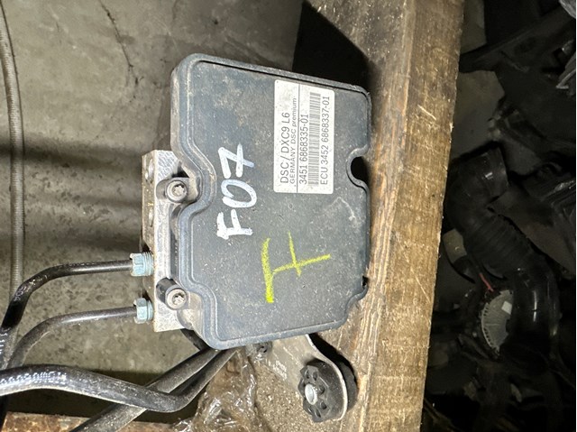 34516868335 BMW 