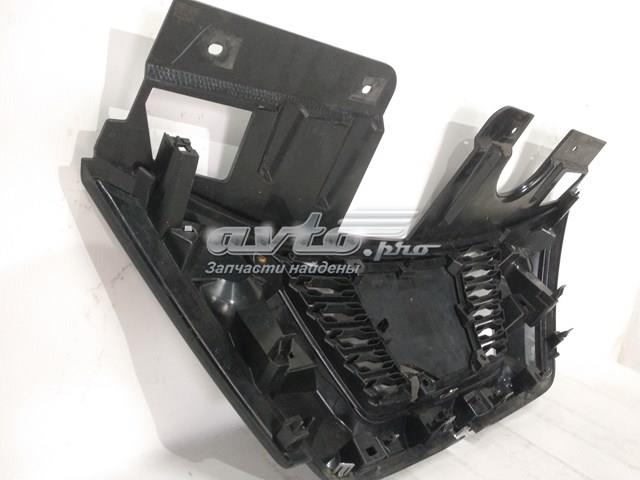 Решітка радіатора 623106FR0C Nissan/Infiniti