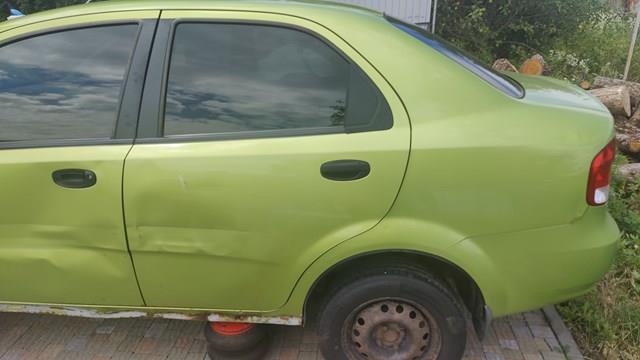 Двері задні, ліві 96585401 General Motors