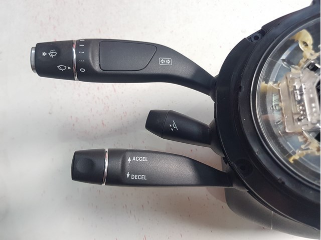 Перемикачі Mercedes A2059004523 ціна, від 253.33 USD
