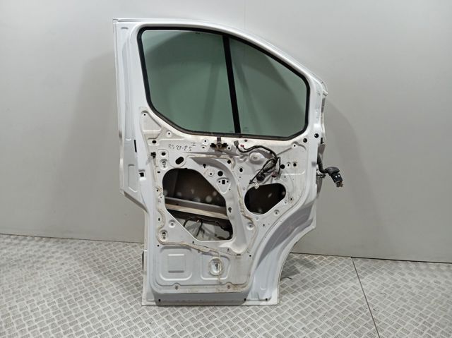 2488102 Ford Дверь передня ліва