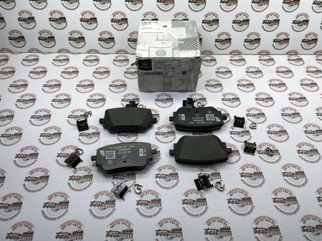 Задні дискові колодки Mercedes A0004201706