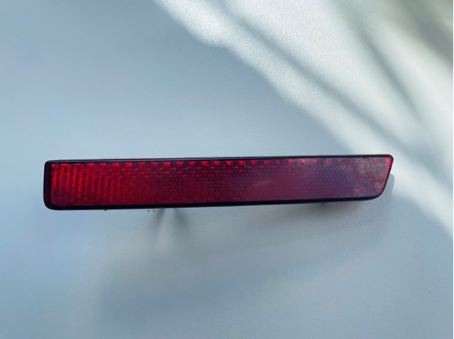 Катафот (відбивач) заднього бампера, правий 51810677 Fiat/Alfa/Lancia