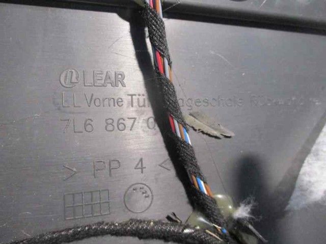 7L6867012 VAG 