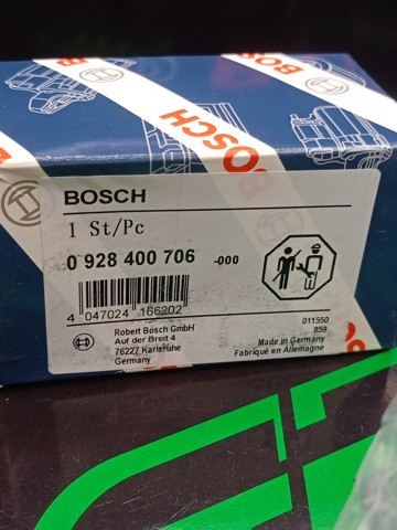 Регулятор тиску палива Bosch 928400706