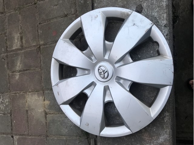 4260202330 Toyota Ковпаки на колеса
