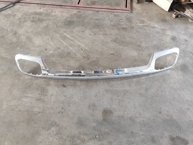 Купити A1678853103 Mercedes Молдинг заднього бампера, центральний