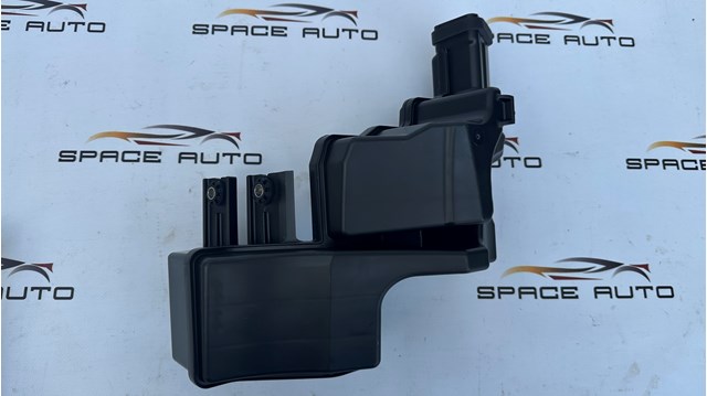 Купити AX000044 Mitsubishi Резонатор повітряного фільтра