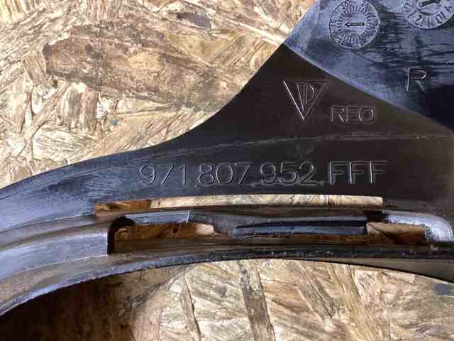  971807952OK1 Porsche