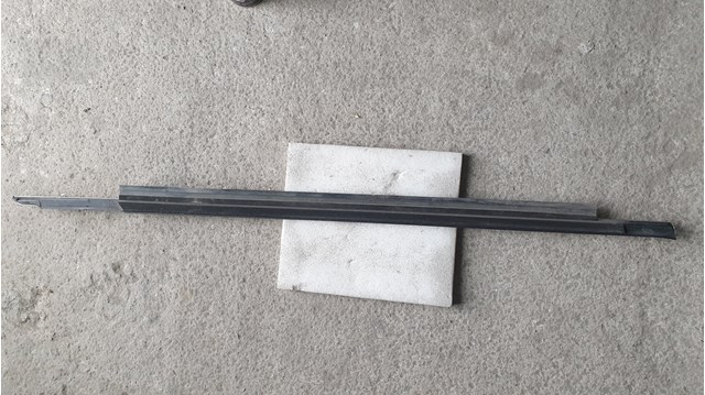 4G8853283 VAG 